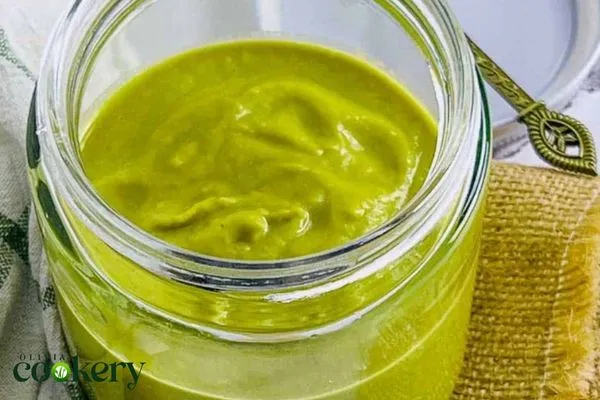Creamy Green Chili Sauce